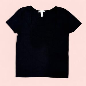 Leith Women's Black Crop-top